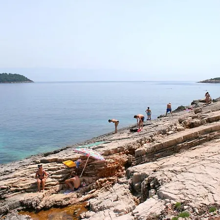 Triple 540d Vrboska